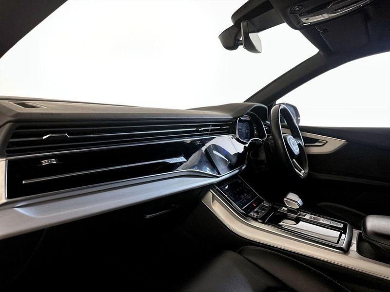 Used Audi Q8 2020 for sale - 76402069: Photo 12