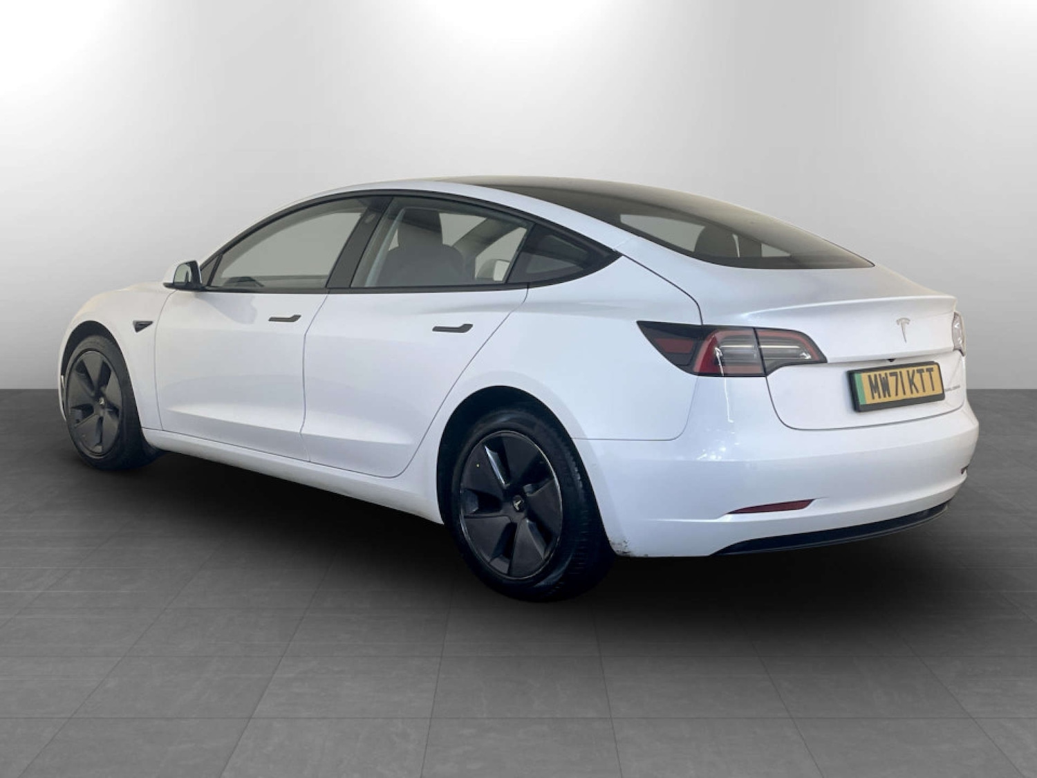 Used Tesla Model 3 2021 for sale - 77249247: Photo 8