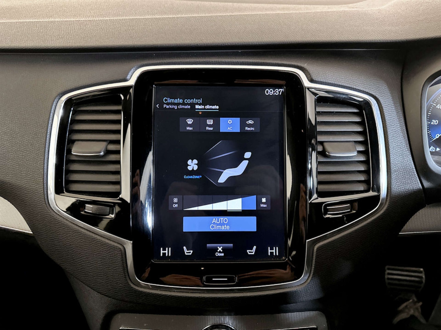 Used Volvo XC90 2018 for sale - 77185024: Photo 26