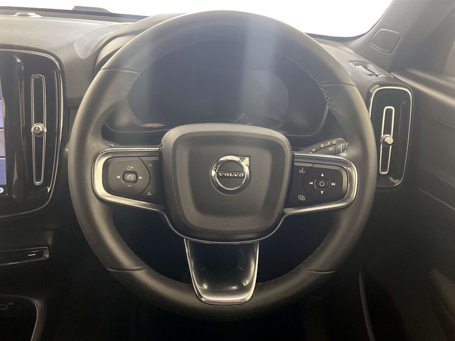 Used Volvo XC40 2022 for sale - 77678698: Photo 16