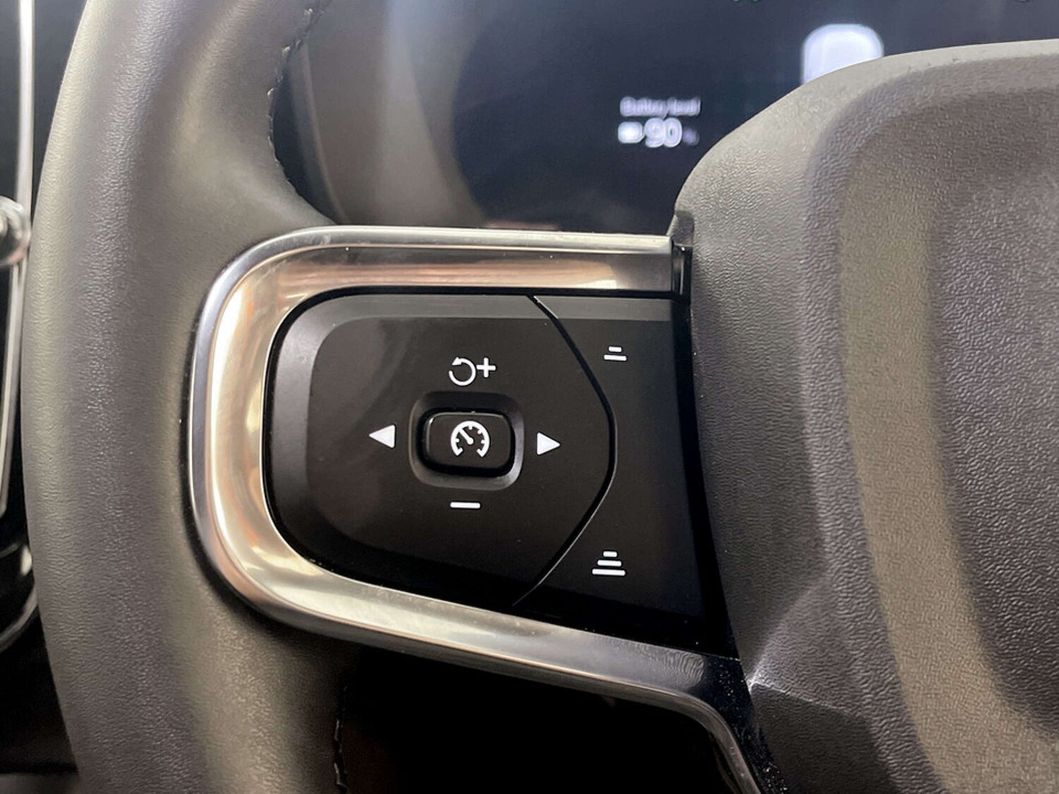 Used Volvo XC40 2022 for sale - 77678698: Photo 17