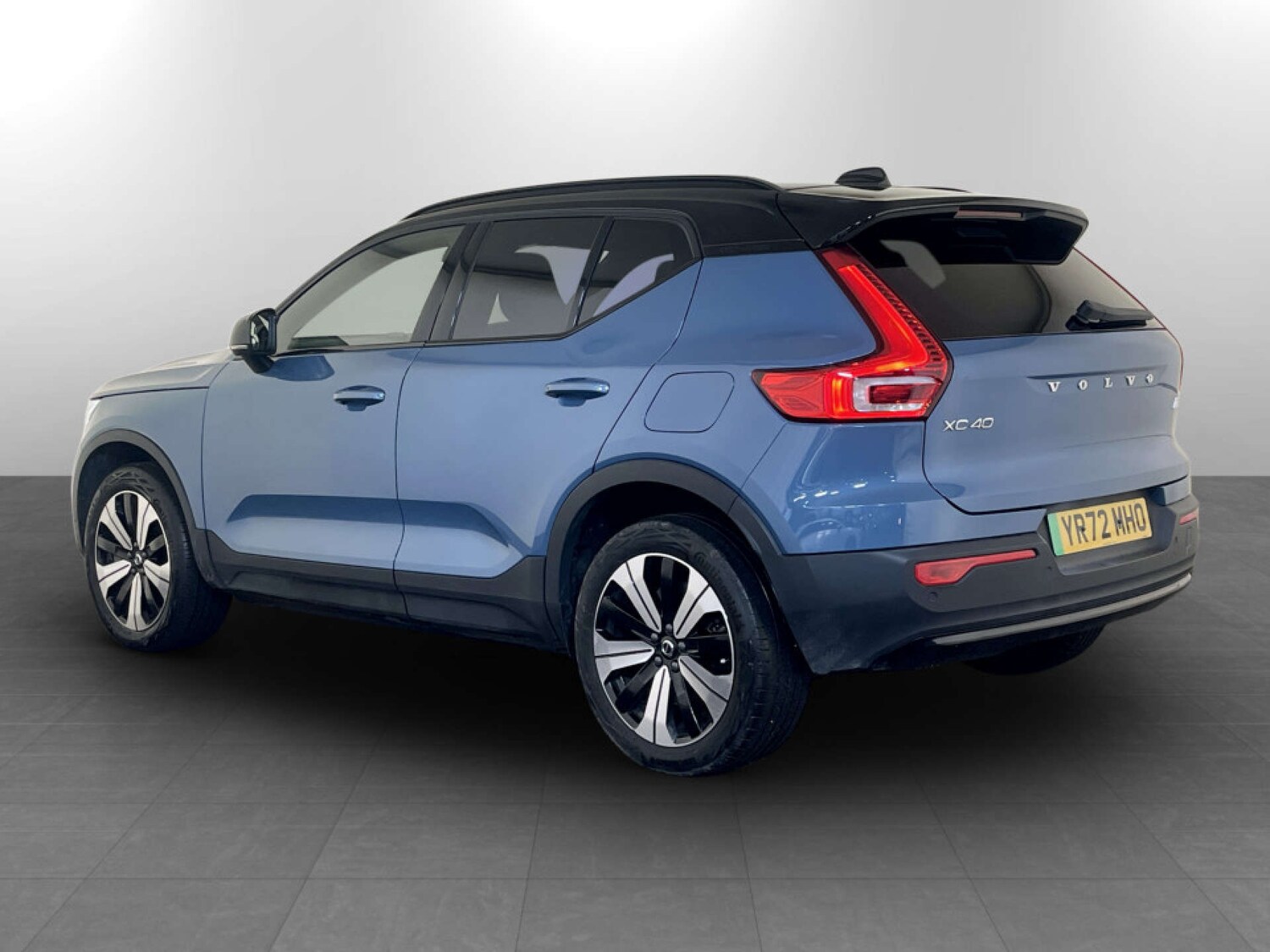 Used Volvo XC40 2022 for sale - 77678698: Photo 8