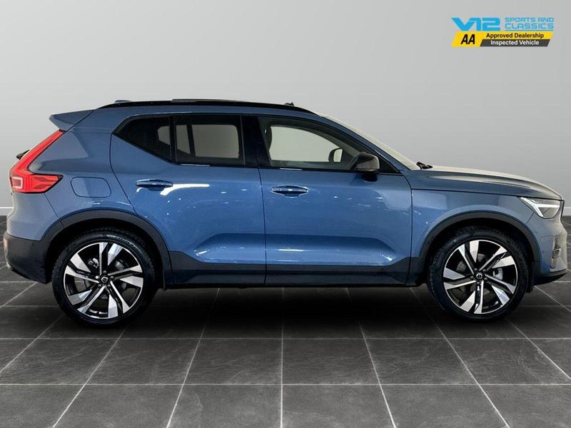 Used Volvo XC40 2023 for sale - 76241209: Photo 11