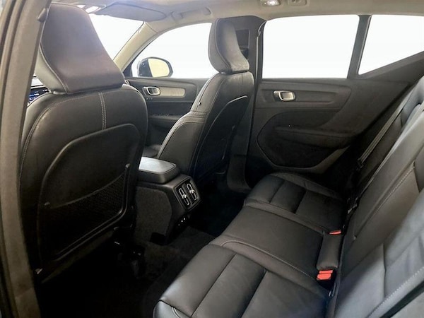 Used Volvo XC40 2023 for sale - 76241209: Photo 14