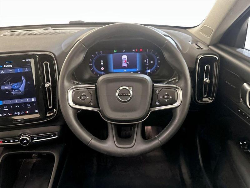 Used Volvo XC40 2023 for sale - 76241209: Photo 17