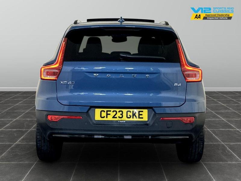 Used Volvo XC40 2023 for sale - 76241209: Photo 9