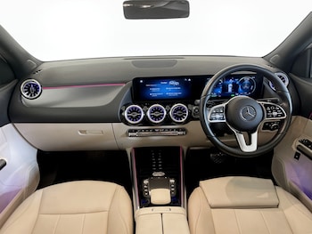 Used Mercedes-Benz EQA 2022 for sale - 75615628: Photo
