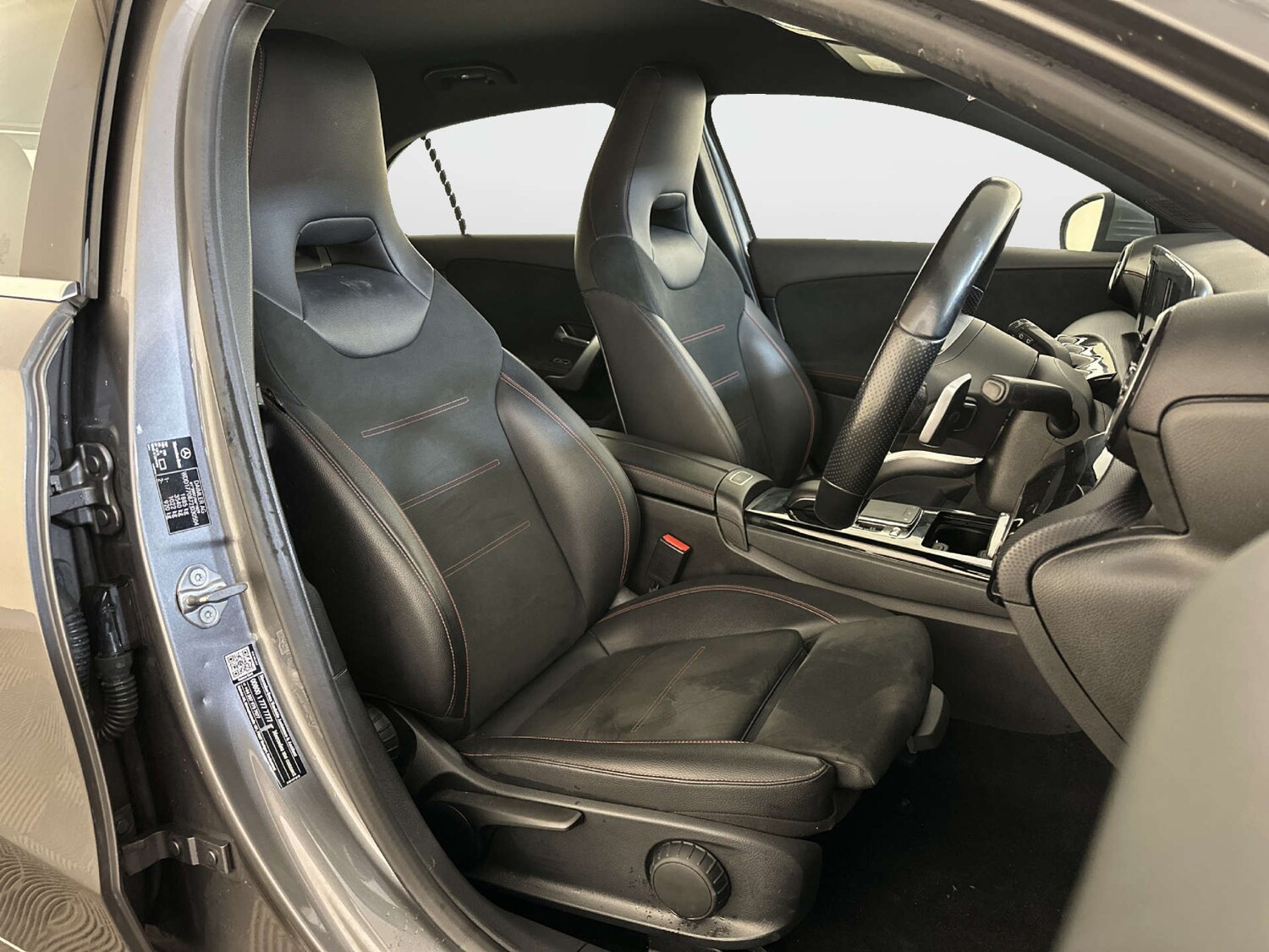 Used Mercedes-Benz A-Class 2018 for sale - 77964784: Photo 12