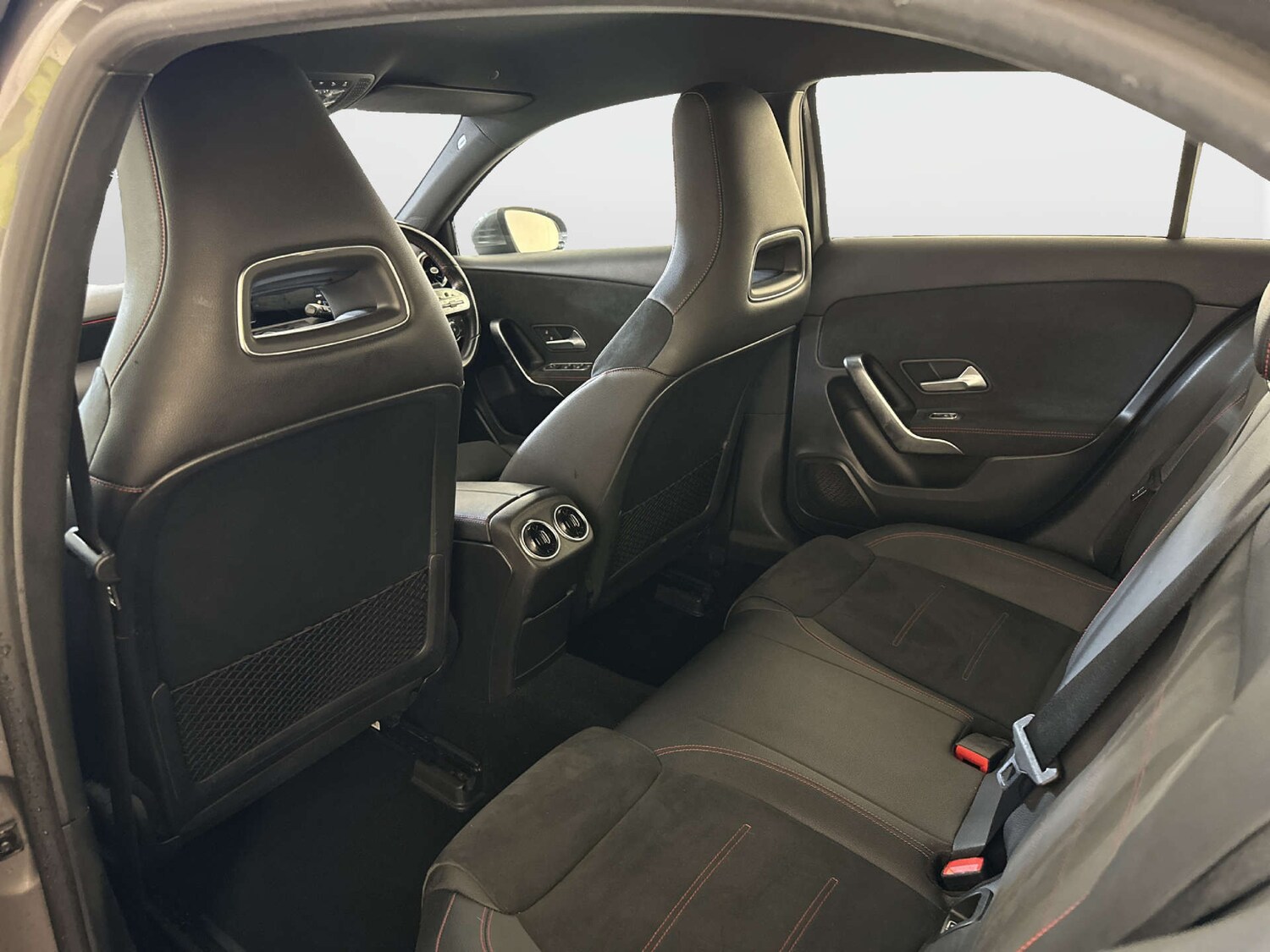 Used Mercedes-Benz A-Class 2018 for sale - 77964784: Photo 13