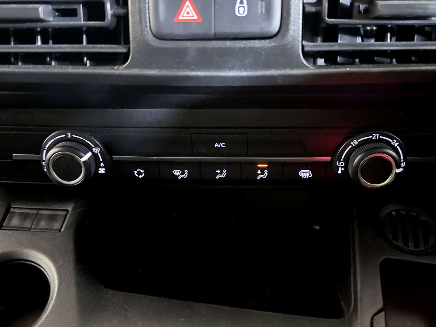 Used Peugeot Partner 2021 for sale - 77185170: Photo 18