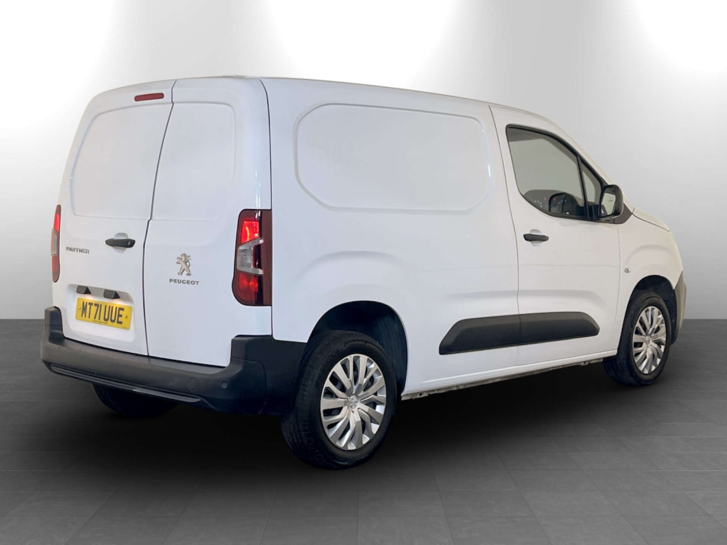 Used Peugeot Partner 2021 for sale - 77185170: Photo 9