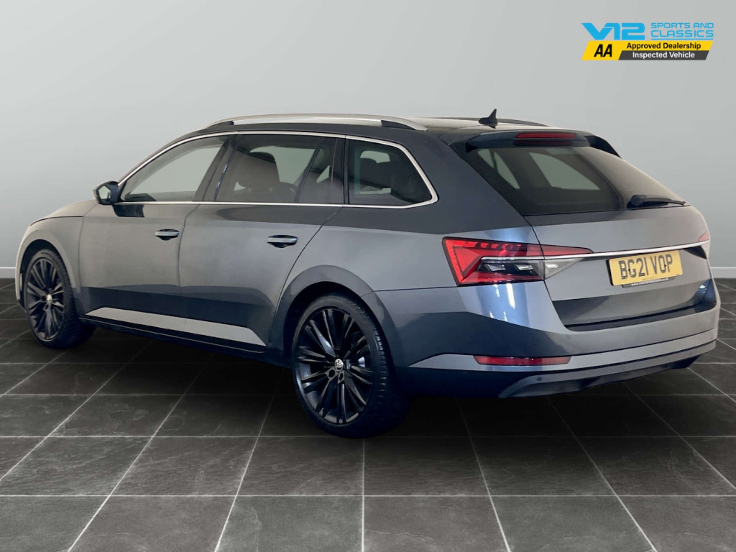 Used Skoda Superb 2021 for sale - 77590647: Photo 8