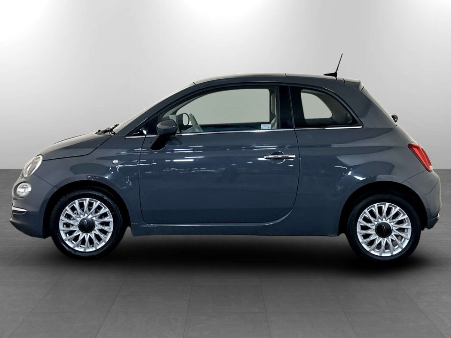 Used Fiat 500 2018 for sale - 77355581: Photo 6
