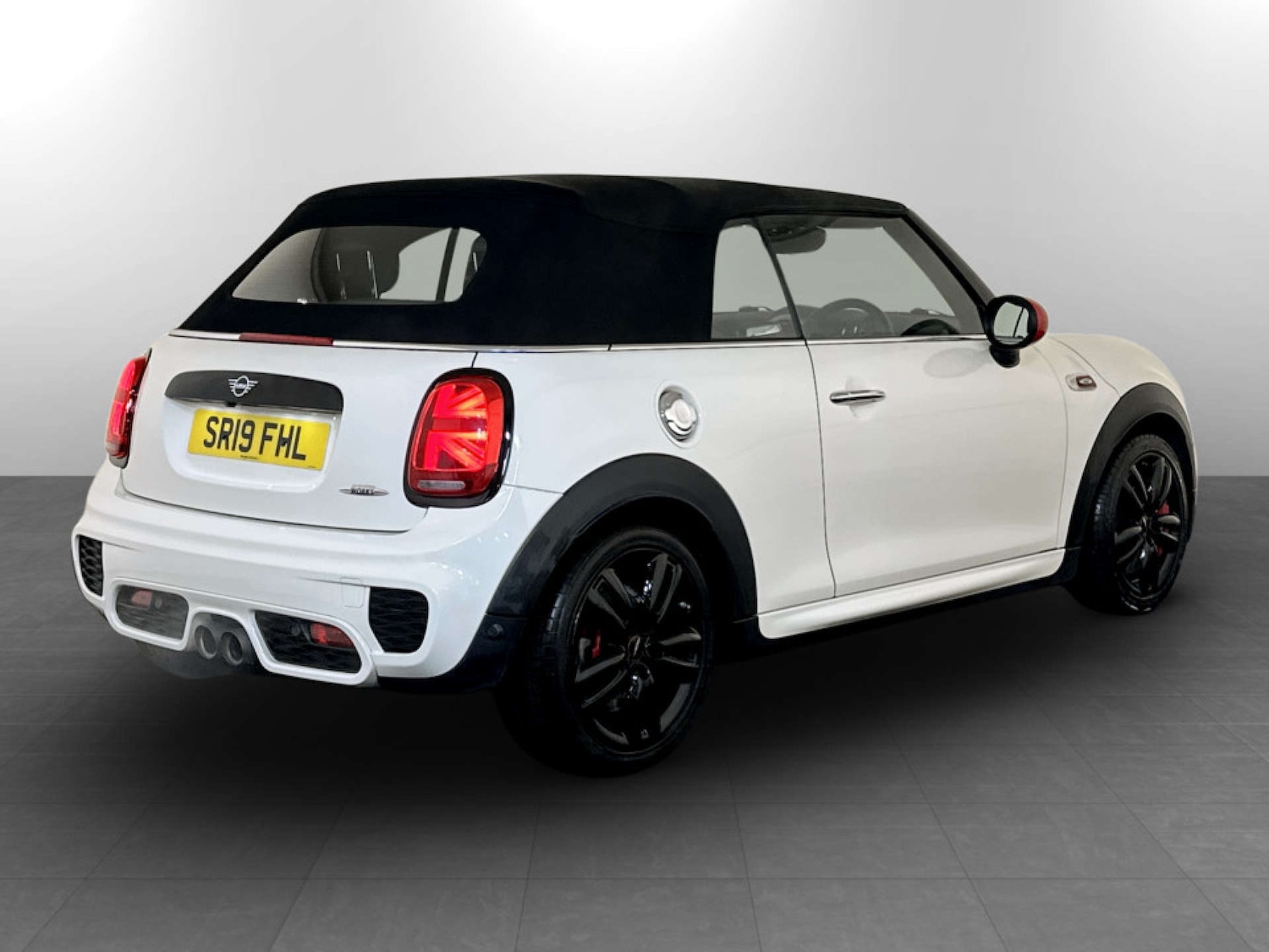 Used MINI Convertible 2019 for sale - 77342233: Photo 10