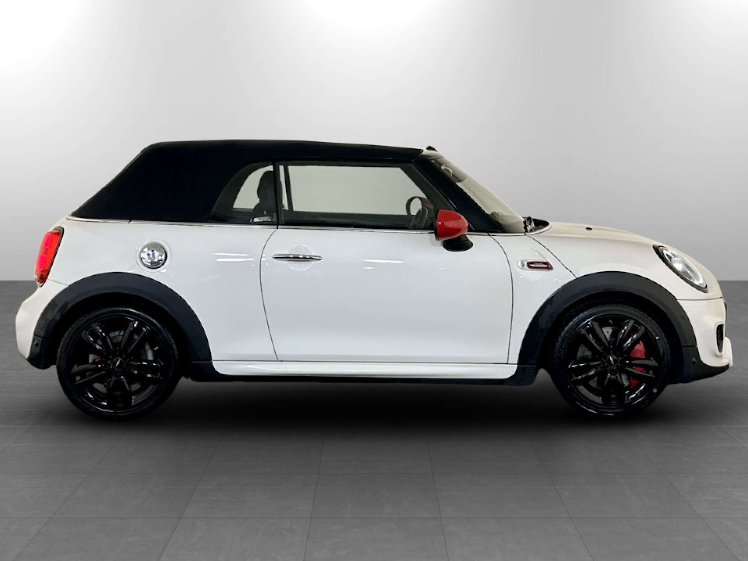 Used MINI Convertible 2019 for sale - 77342233: Photo 11