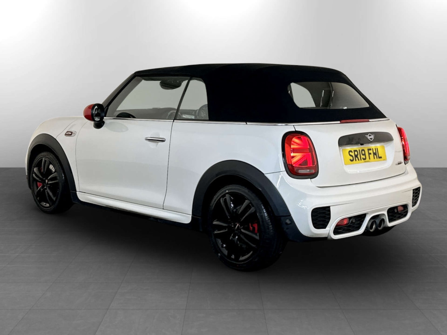 Used MINI Convertible 2019 for sale - 77342233: Photo 8