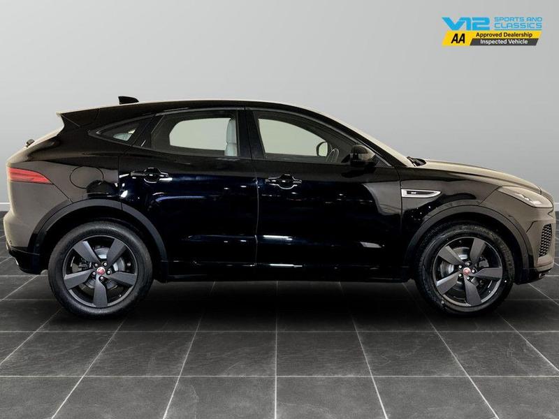 Used Jaguar E-Pace 2019 for sale - 76534397: Photo 11