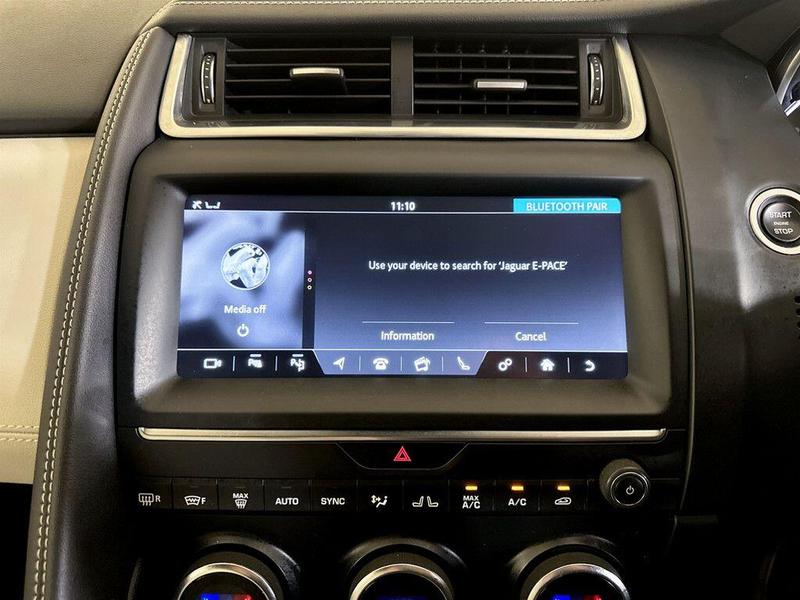 Used Jaguar E-Pace 2019 for sale - 76534397: Photo 24