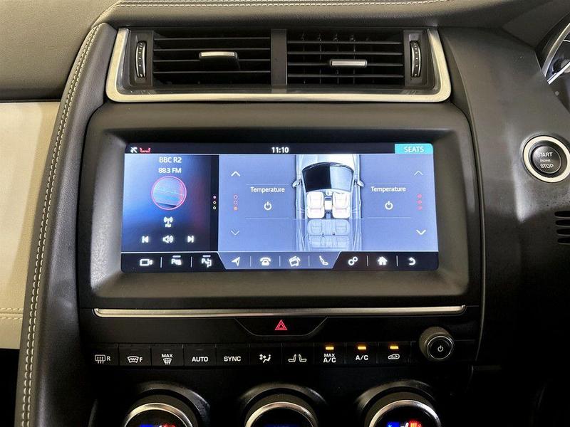 Used Jaguar E-Pace 2019 for sale - 76534397: Photo 25