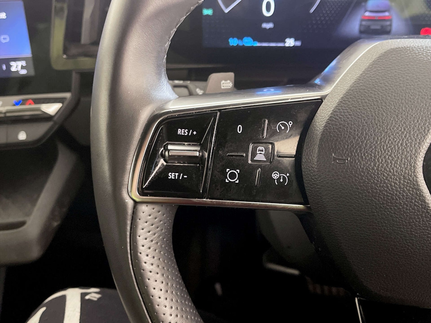 Used Renault Megane E Tech 2022 for sale - 77289436: Photo 17