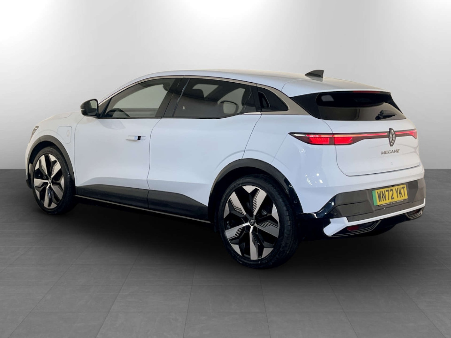 Used Renault Megane E Tech 2022 for sale - 77289436: Photo 8