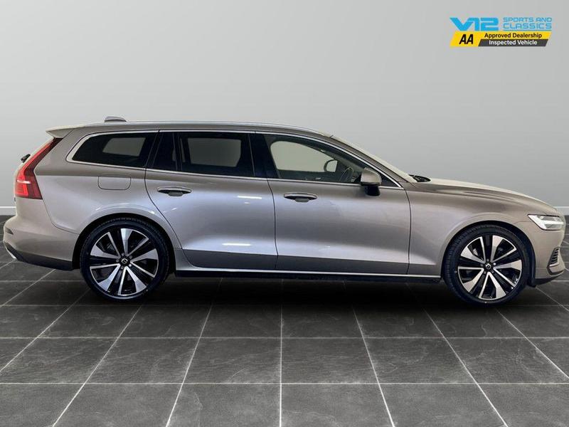 Used Volvo V60 2021 for sale - 76355663: Photo 11
