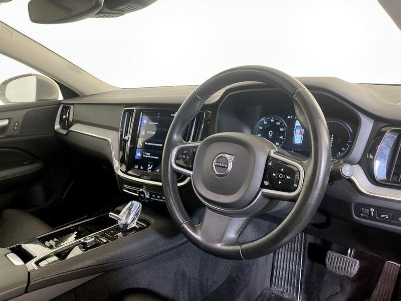 Used Volvo V60 2021 for sale - 76355663: Photo 15