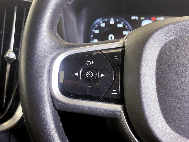 Used Volvo V60 2021 for sale - 76355663: Photo 17