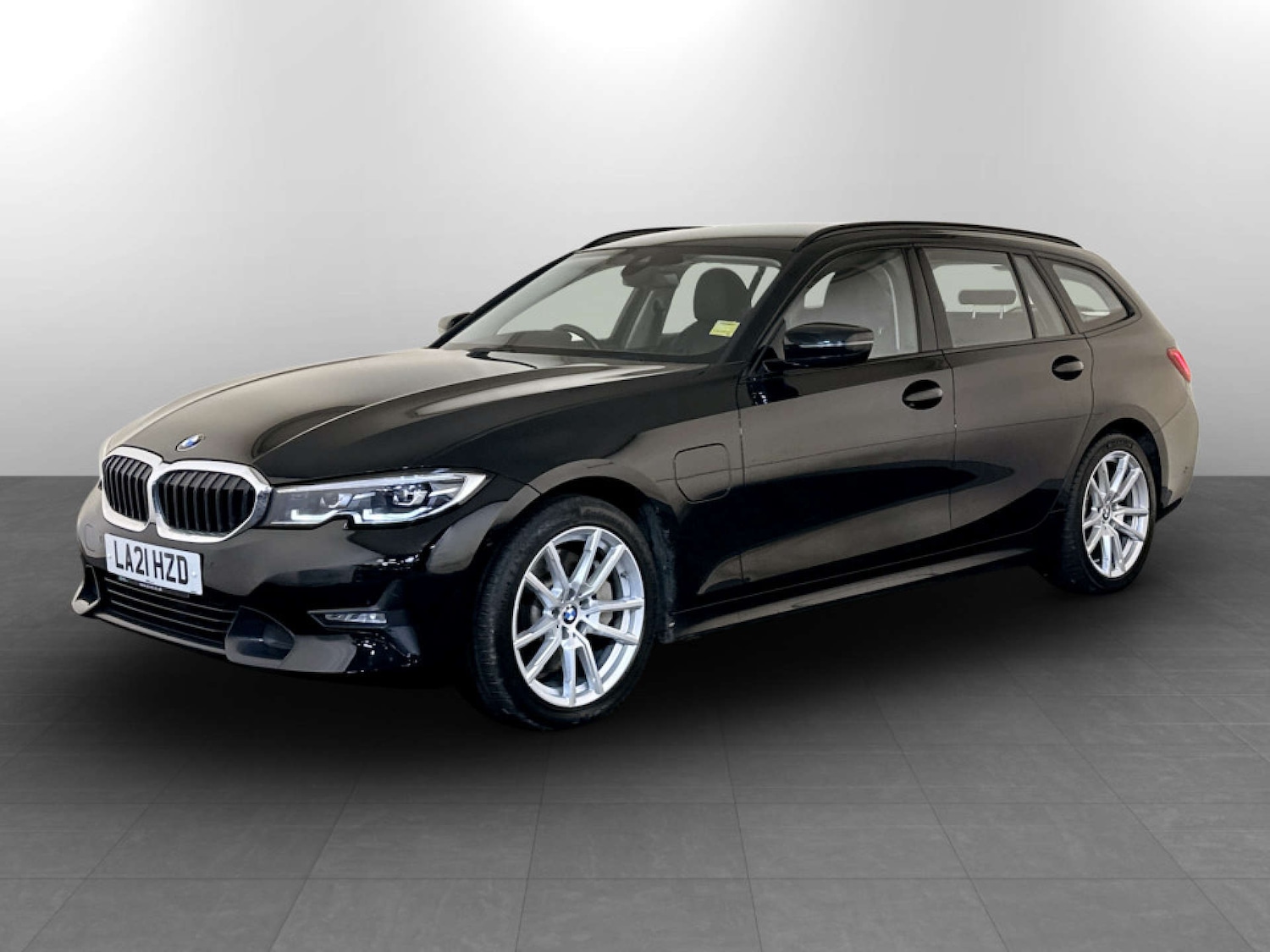 Used BMW 3 Series 2021 for sale - 77185300: Photo 6