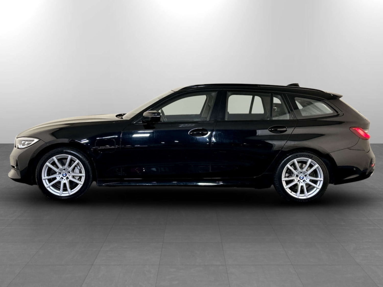 Used BMW 3 Series 2021 for sale - 77185300: Photo 7