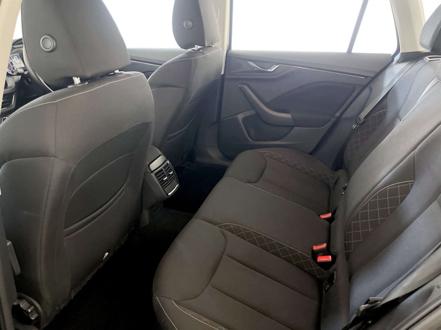 Used Skoda Kamiq 2021 for sale - 77227738: Photo 14