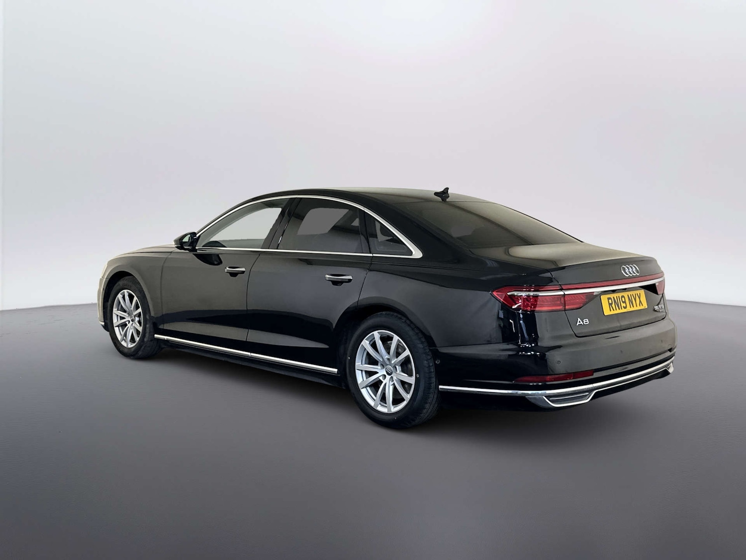 Used Audi A8 2019 for sale - 77850702: Photo 8