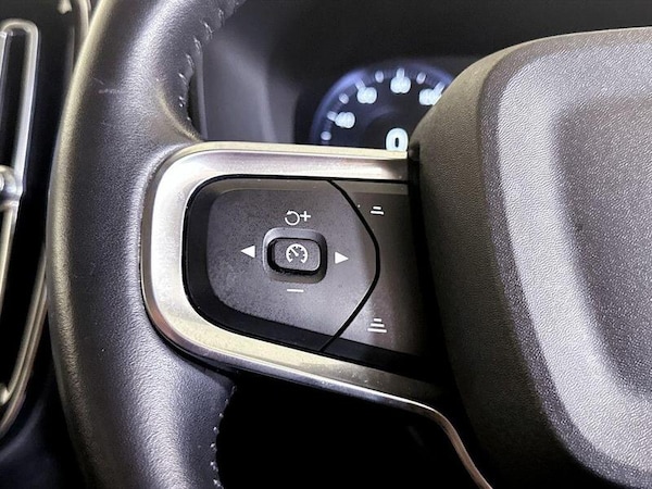 Used Volvo XC40 2020 for sale - 76322329: Photo 17