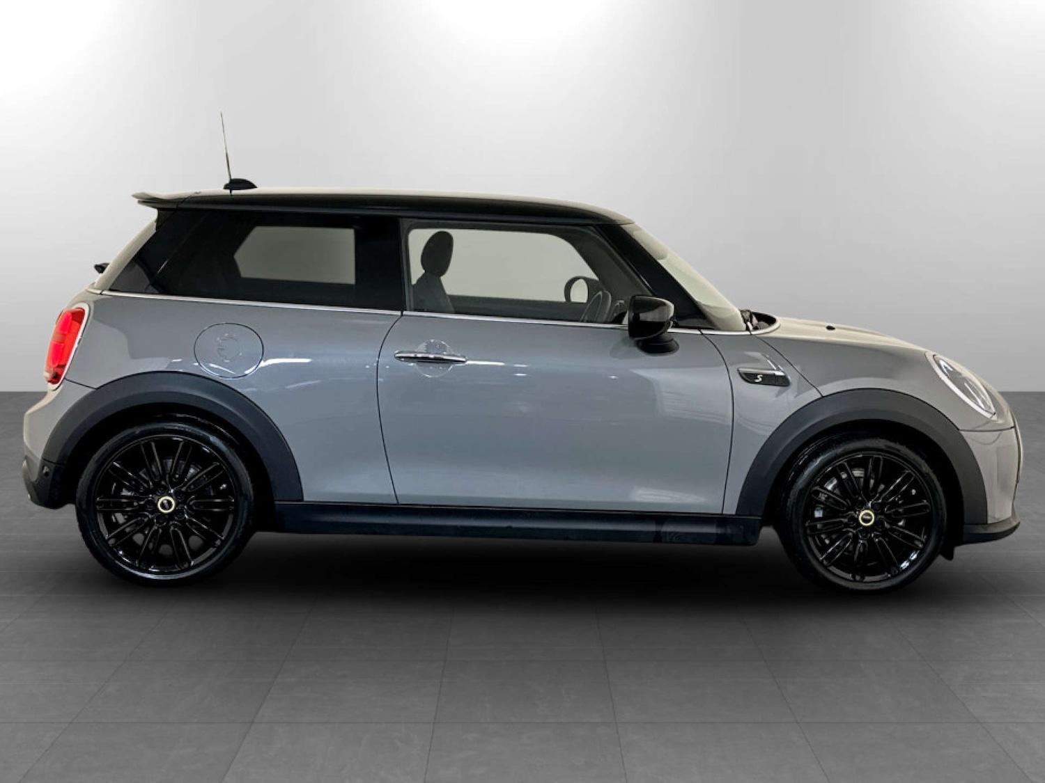 Used MINI Hatch 2022 for sale - 77342884: Photo 11