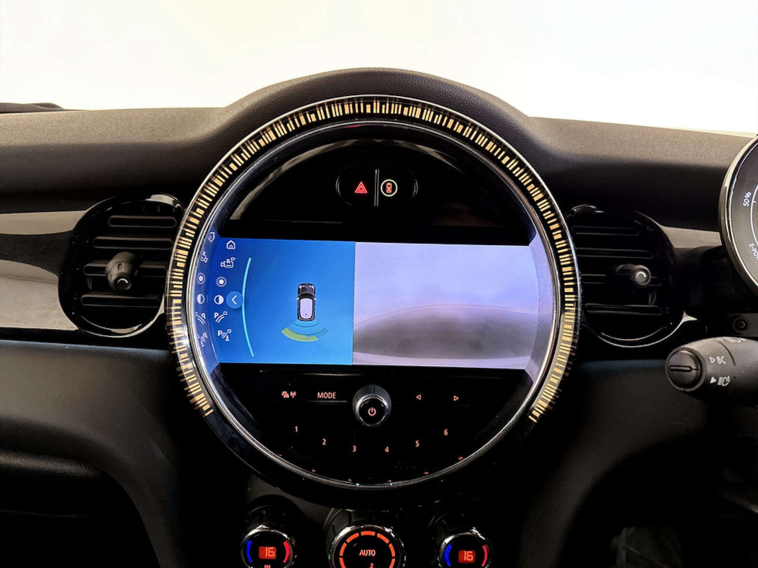 Used MINI Hatch 2022 for sale - 77342884: Photo 21