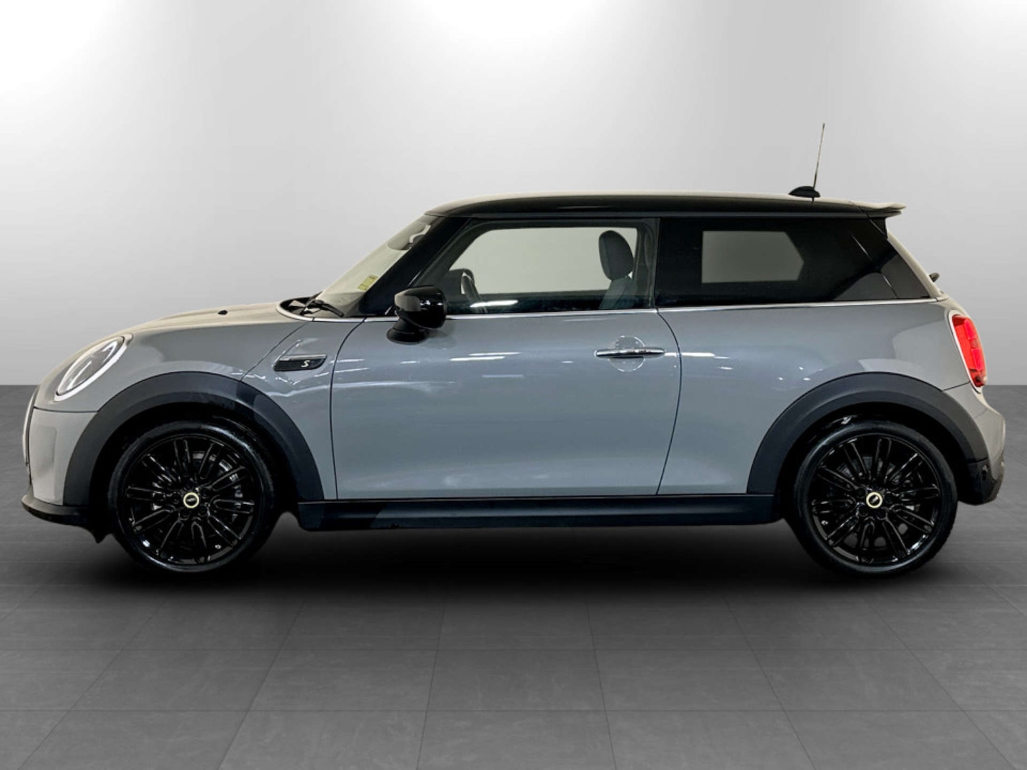 Used MINI Hatch 2022 for sale - 77342884: Photo 7