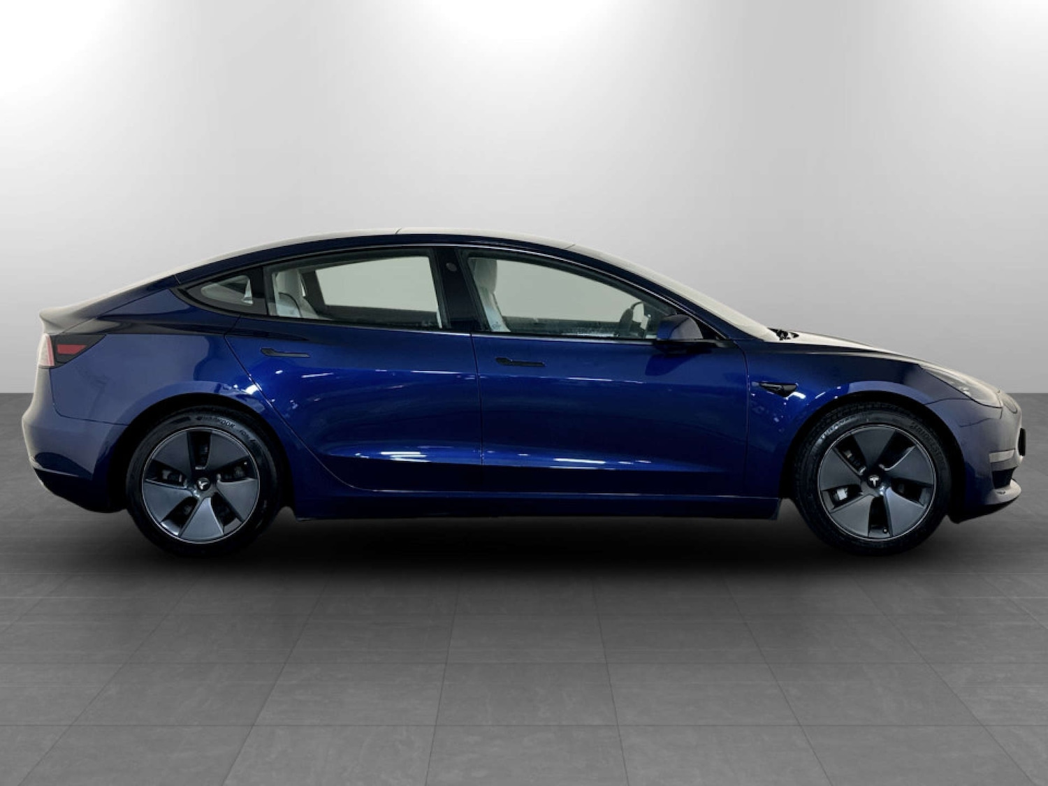 Used Tesla Model 3 2021 for sale - 77328617: Photo 10