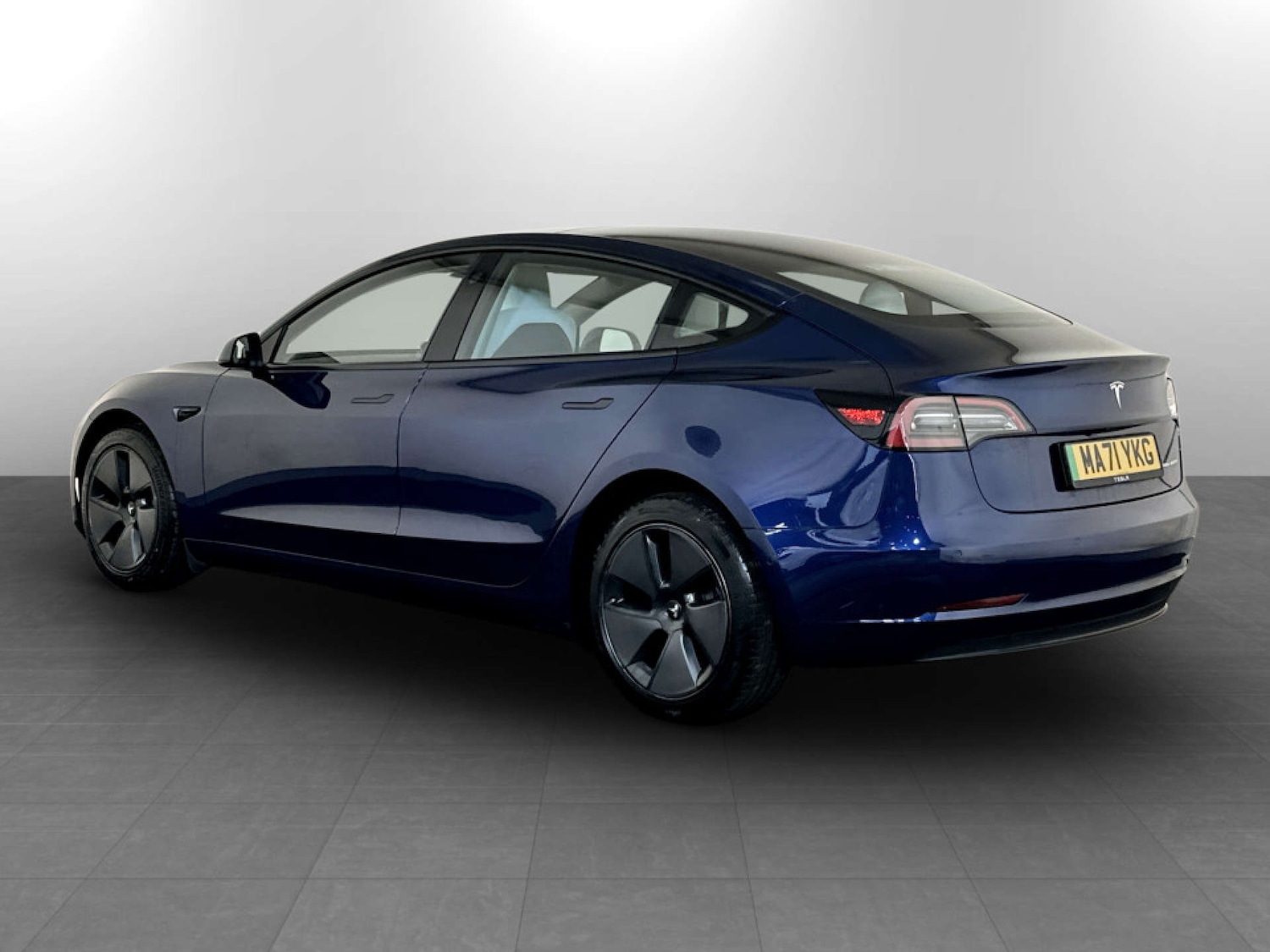 Used Tesla Model 3 2021 for sale - 77328617: Photo 7