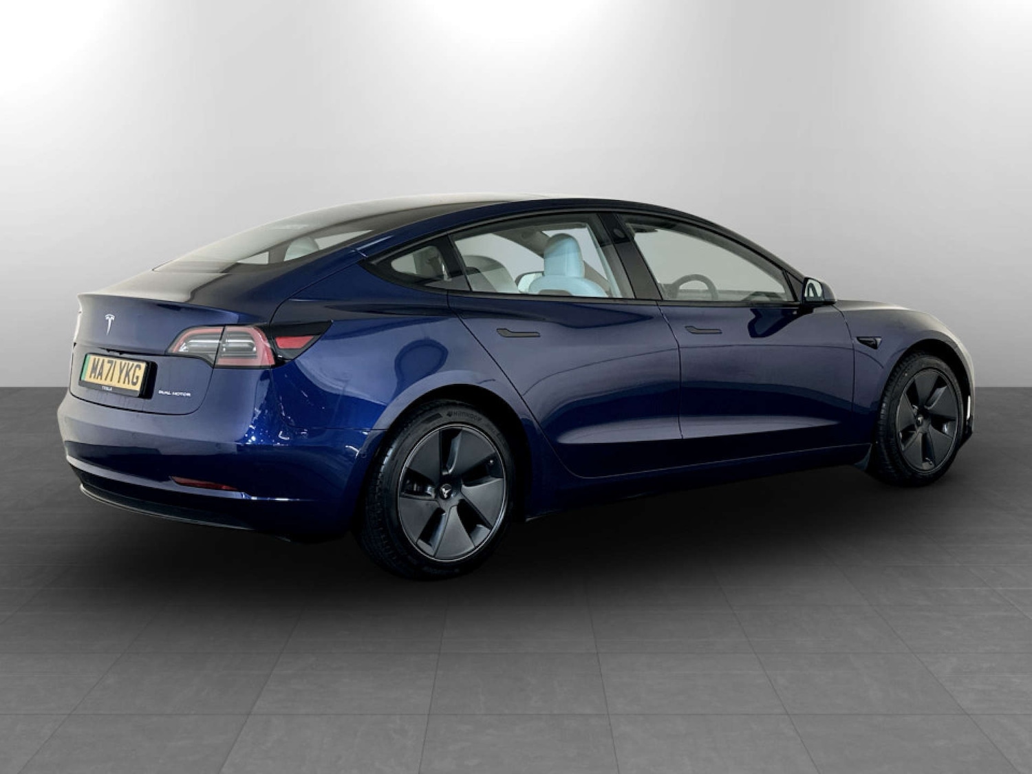 Used Tesla Model 3 2021 for sale - 77328617: Photo 9