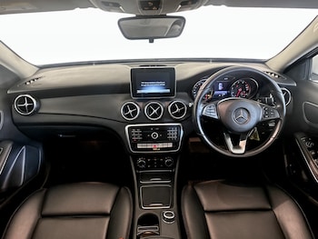 Used Mercedes-Benz GLA 2018 for sale - 75689115: Photo