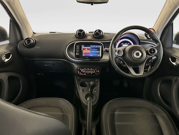 Used smart fortwo 2019 for sale - 79384495: Photo