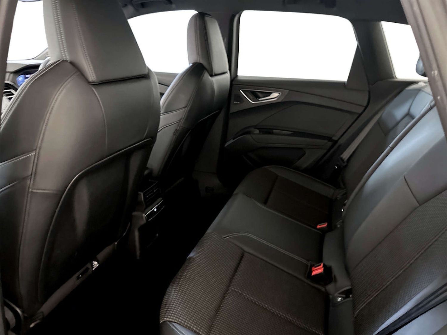 Used Audi Q4 e-tron 2022 for sale - 77409777: Photo 14