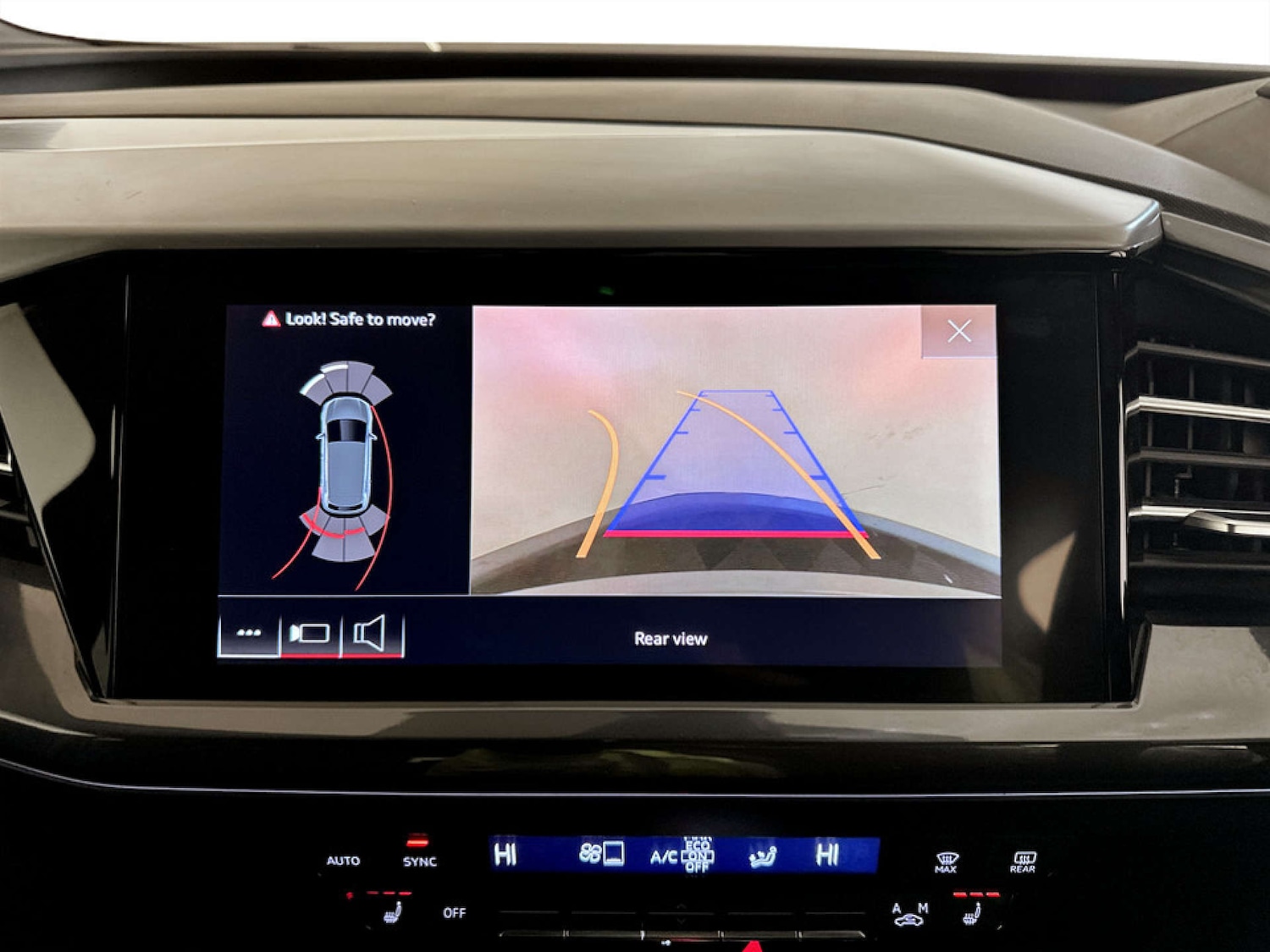 Used Audi Q4 e-tron 2022 for sale - 77409777: Photo 20