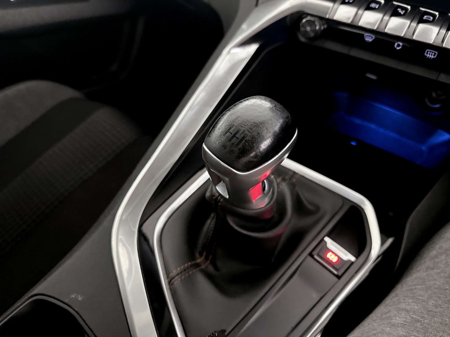 Used Peugeot 3008 2019 for sale - 77621869: Photo 24