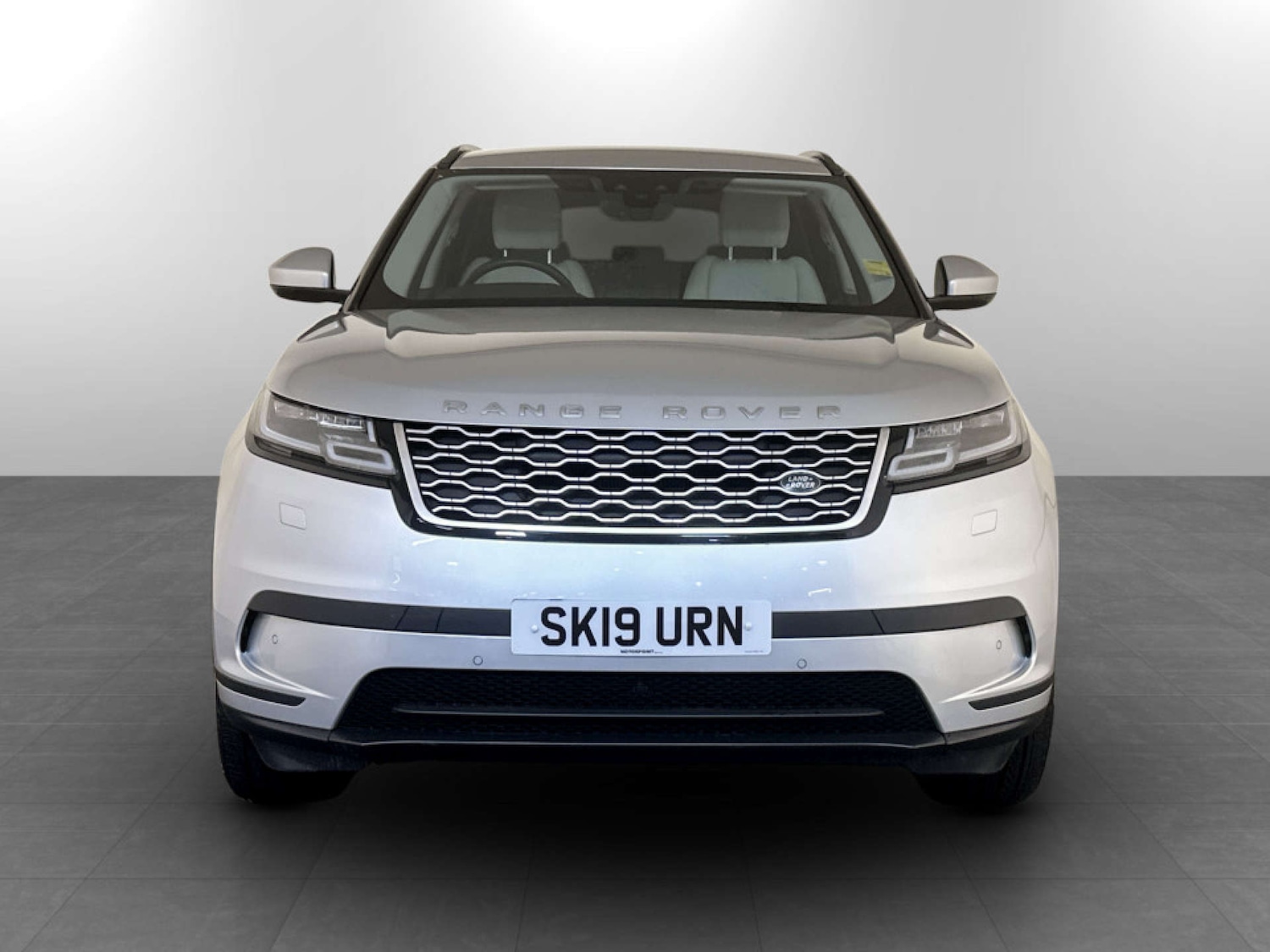 Used Land Rover Range Rover Velar 2019 for sale - 77408994: Photo 5