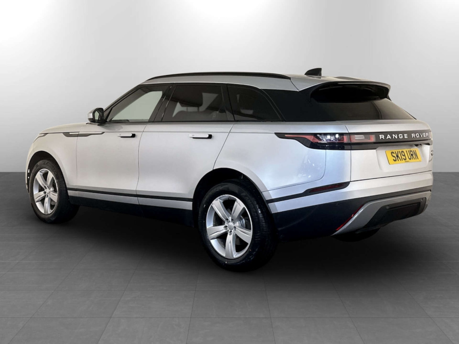 Used Land Rover Range Rover Velar 2019 for sale - 77408994: Photo 8