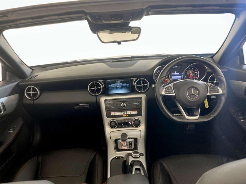 Used Mercedes-Benz SLC 2017 for sale - 76803377: Photo 3