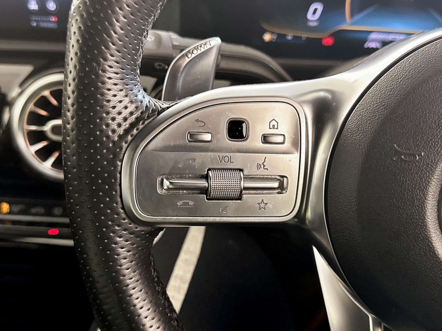 Used Mercedes-Benz A-Class 2019 for sale - 77594793: Photo 17