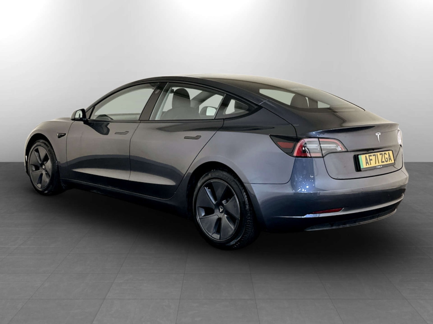 Used Tesla Model 3 2021 for sale - 77288526: Photo 8