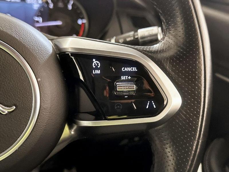 Used Jaguar E-Pace 2021 for sale - 76653515: Photo 19